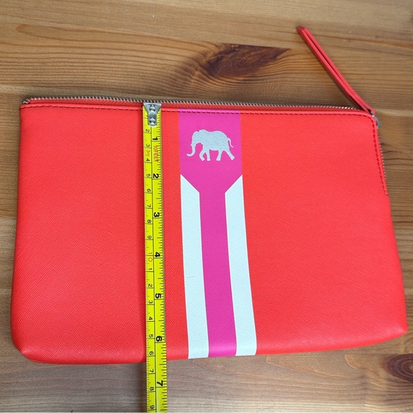 Stella & Dot Capri Pouch Elephant - Picture 3 of 8